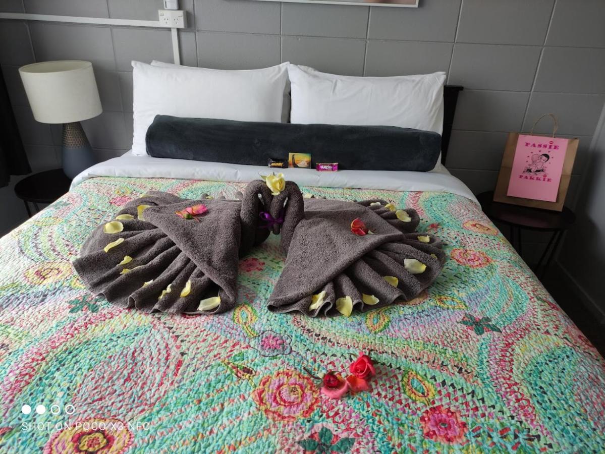 Tarawera River Lodge Motel Kawerau Kültér fotó