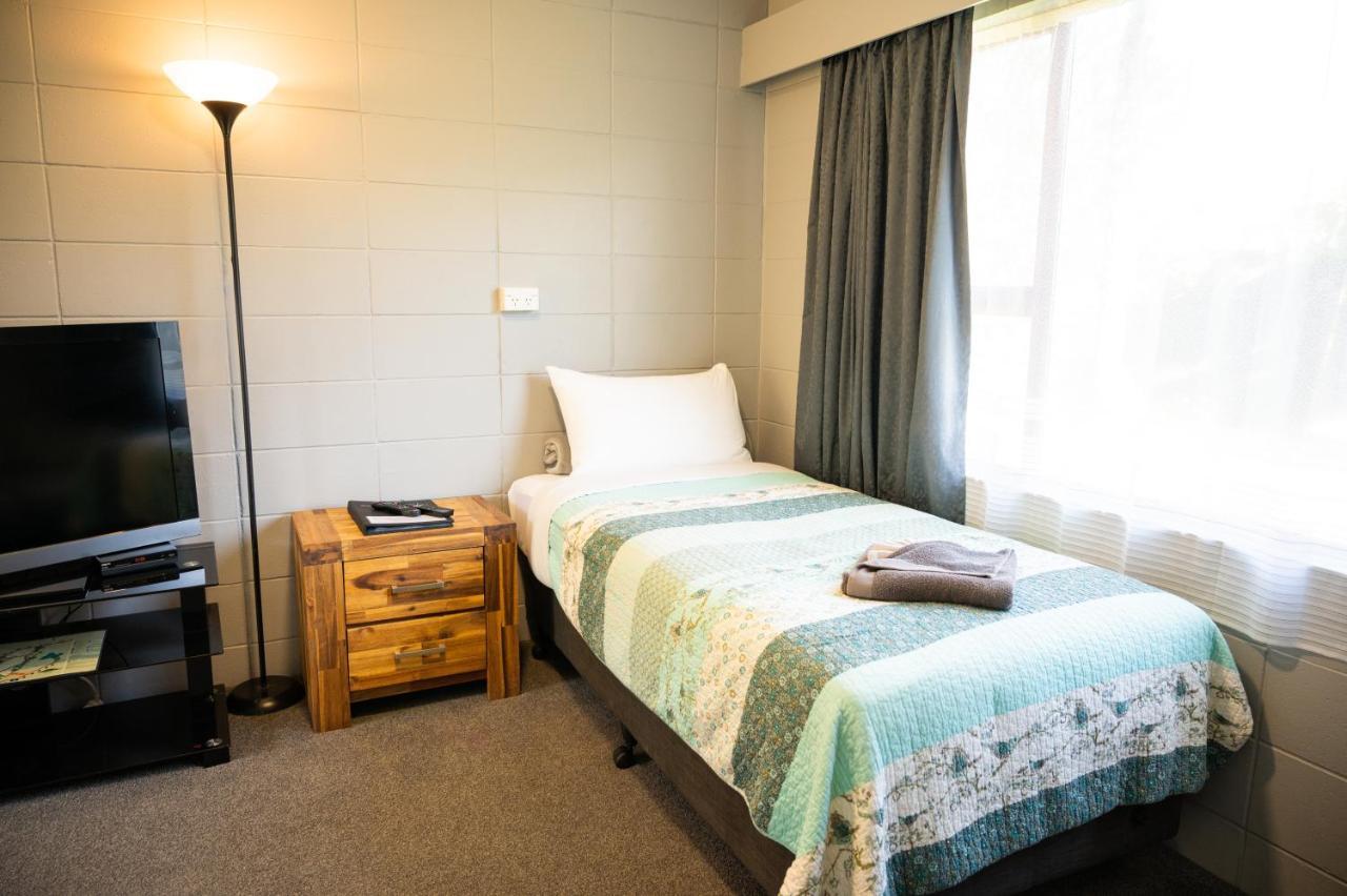 Tarawera River Lodge Motel Kawerau Kültér fotó