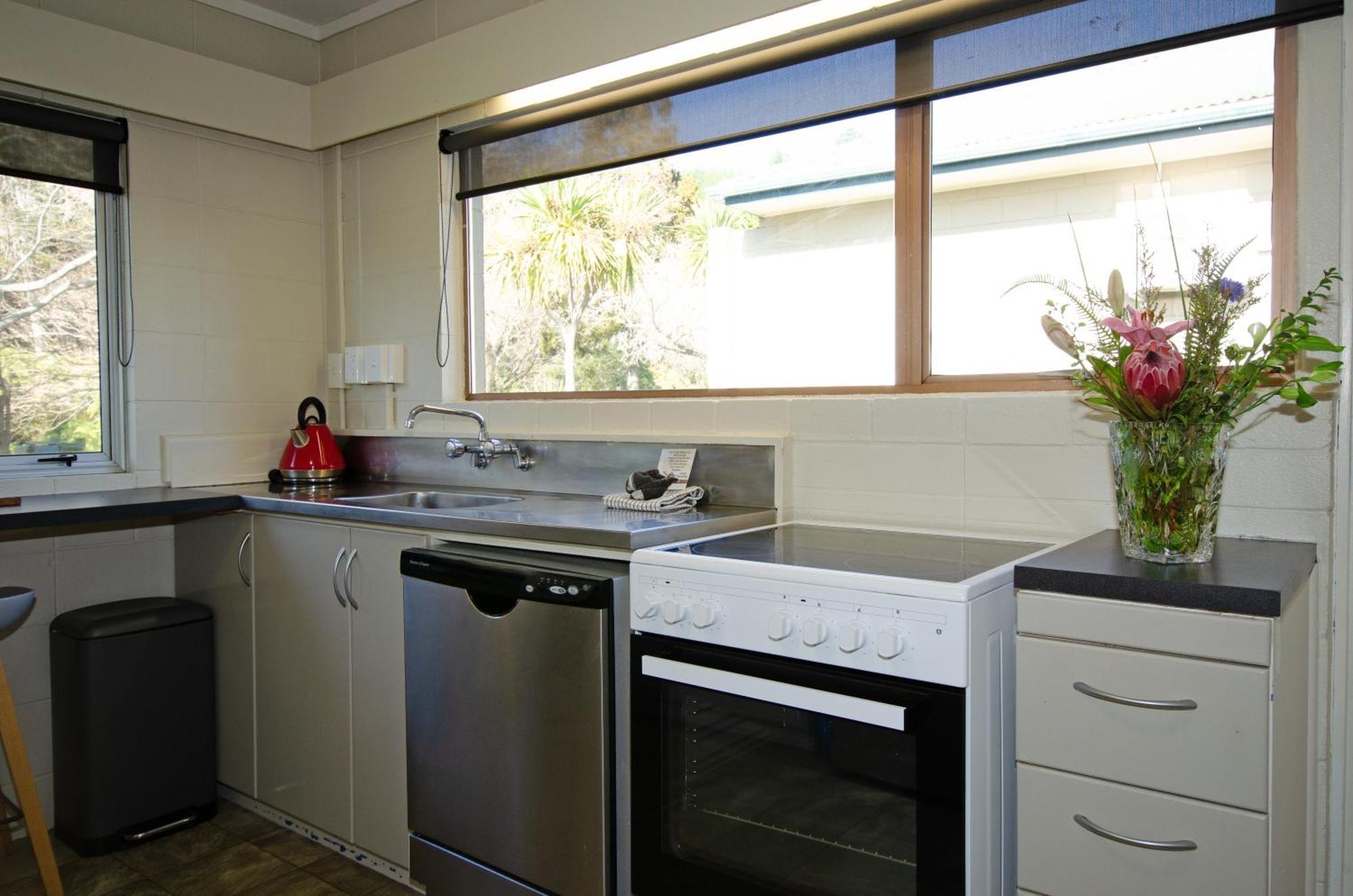 Tarawera River Lodge Motel Kawerau Kültér fotó