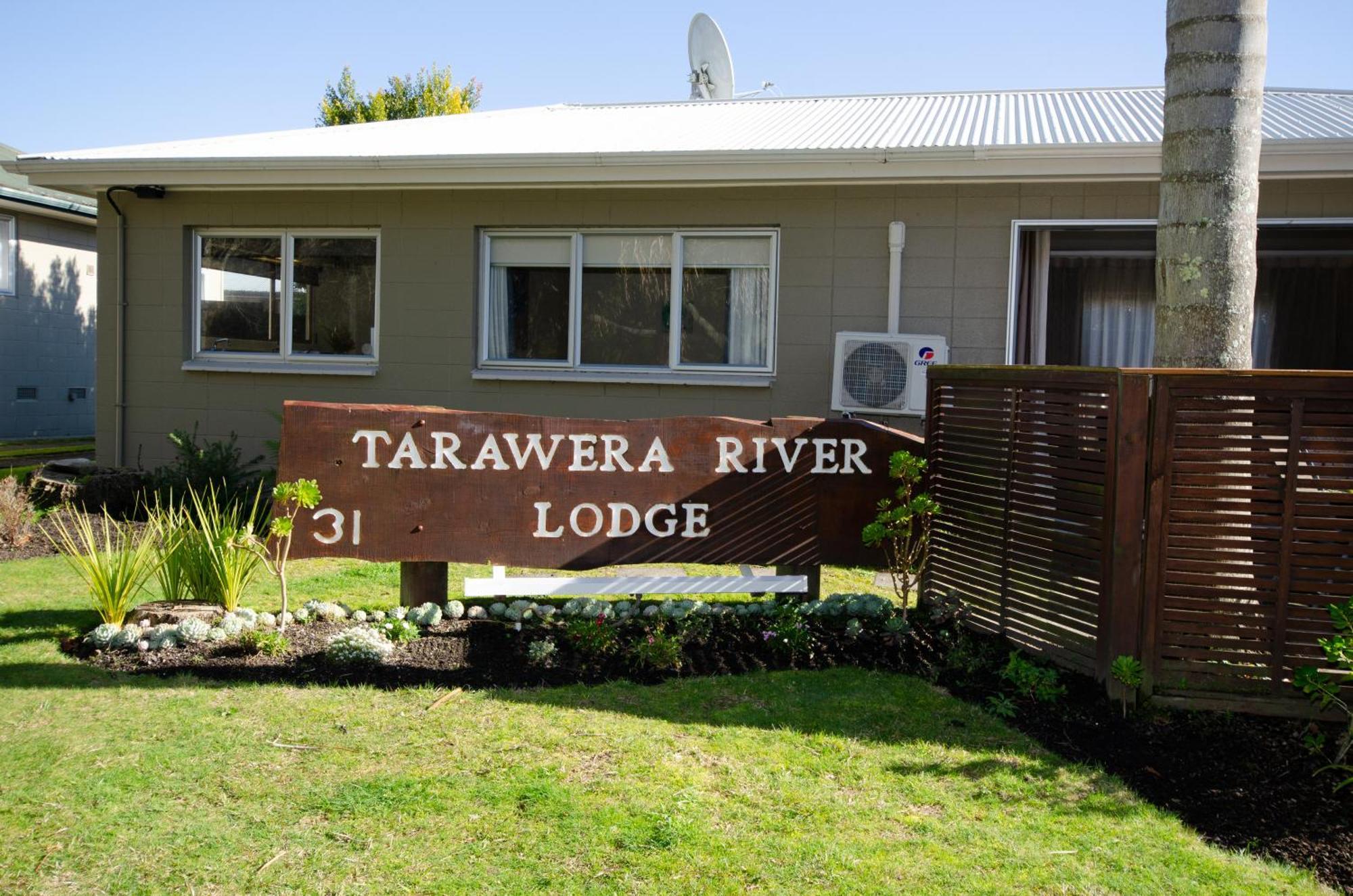 Tarawera River Lodge Motel Kawerau Kültér fotó