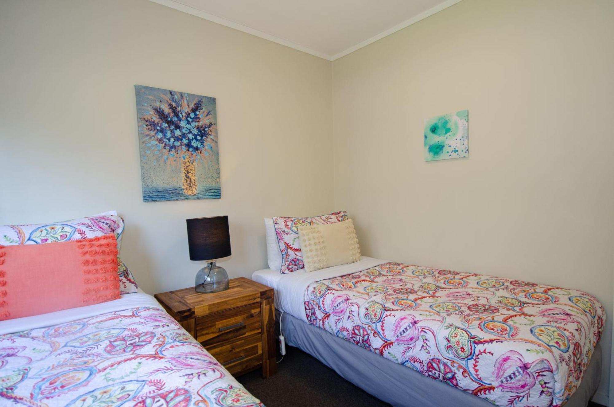 Tarawera River Lodge Motel Kawerau Kültér fotó